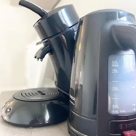 アパート Clara - Proche Gare Et Aeroport, Balcon サン・ルイ