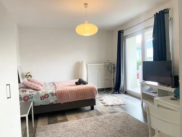 Clara - Proche Gare Et Aéroport, Balcon Apartamento Saint-Louis (Haut-Rhin)