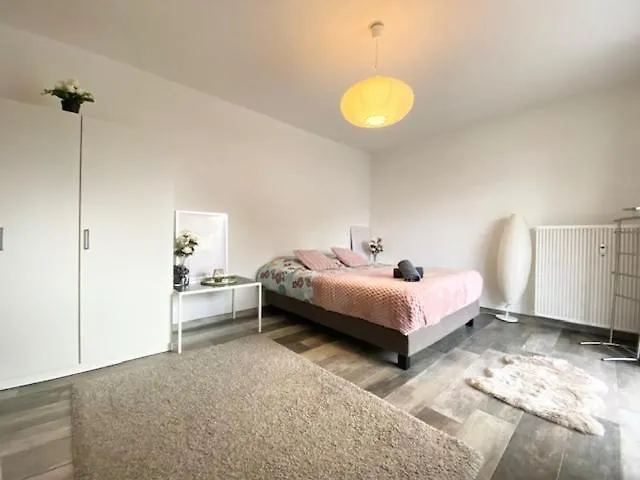 Apartamento Clara - Proche Gare Et Aéroport, Balcon Saint-Louis (Haut-Rhin)