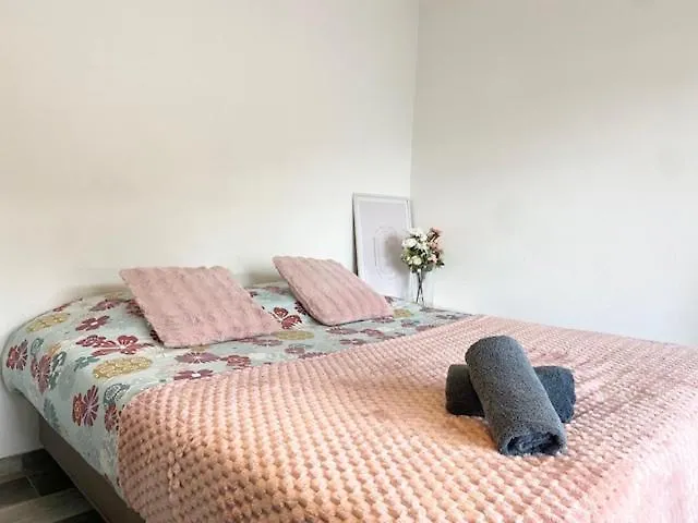 Apartamento Clara - Proche Gare Et Aéroport, Balcon